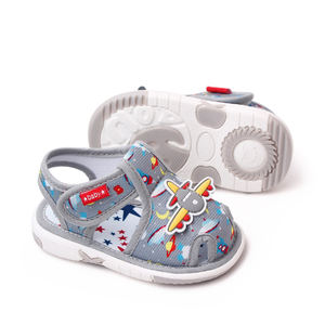 1-2세 아동용 비행기 디자인 여름 삑삑이 샌들 유아 신발 - Product Image 5