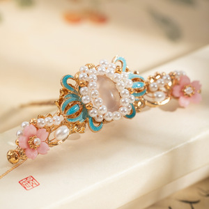 Couronne et épingle à cheveux élégantes de style Hanfu chinois ancien, polyvalentes, style national classique, pour cheongsam. - Product Image 4