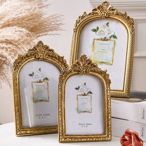 Objets Décoratifs Fournitures de Décoration de Mariage Tenture Murale Fixation de Table Cadre Photo Rétro Arqué Doré à Double Usage - Product Image 5