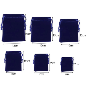 Sac à cordon en velours avec logo personnalisé, pochette en suède et flanelle pour bijoux, sacs anti-poussière en velours pour cadeaux et rangement de bonbons - Product Image 4