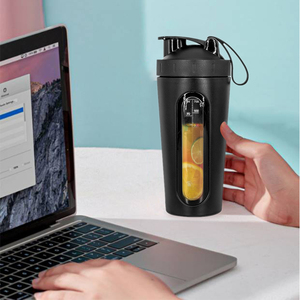 Flacone Shaker per proteine Tumbler, miscelazione a forma di capsula da 24 once facile da pulire senza palline di miscelazione o frusta necessaria BPA Free <span class=keywords><strong>Tum</strong></span> - Product Image 2