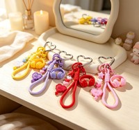 Porte-clés en cordon tressé, pendentif cœur étoile perlé avec breloque casque pour sac, vente en gros