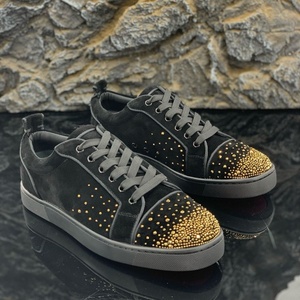 Chaussures de créateur en cuir véritable sur mesure à semelle rouge pour homme et femme, baskets de marques célèbres, vente en gros, chaussures plates décontractées de luxe - Product Image 1