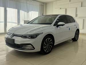 <span class=keywords><strong>Volkswagen</strong></span> <span class=keywords><strong>Golf</strong></span> 280TSI DSG Pro 1.4T 2023, 26,000 <span class=keywords><strong>km</strong></span>, Blanco, Pintura Original, Tracción Delantera, Auto Usado en Venta - Product Image 2