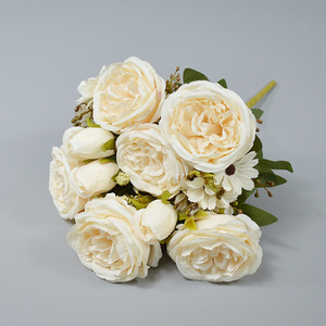 Bouquet de roses en soie Dongchen Crafts, fleurs de 10 cm, décoration de mariage, décoration de la maison, arrangement de mariage, centre de table - Product Image 1