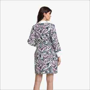 Novedades en Pijamas de Lujo con Estampados Elegantes y Sensuales, Ropa de Dormir para Mujer, Ropa de Estar en Casa para Mujer - Product Image 4