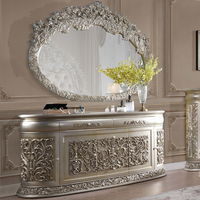 Ensemble de salle à manger classique de luxe européen en bois massif avec feuilles d'argent dorées, table sculptée turque, miroir ovale, buffet, pour palais, manoir, hôtel
