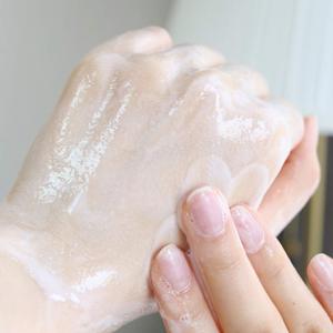Gel crème végétalien pour le nettoyage en profondeur du <span class=keywords><strong>visage</strong></span> au thé vert pour les soins de la peau contre l'acné Ingrédients à base de plantes à l'aloe vera Options d'approvisionnement OEM/ODM/OBM - Product Image 1