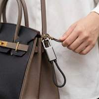 Kabel USB-C ke USB-C Multifungsi, Desain Gantungan Kunci 2 in 1, Anyaman Paduan Seng, Pengisian Cepat 60W & Transfer Data