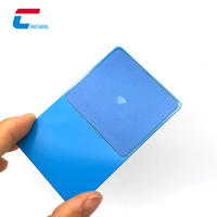 Tarjeta Metálica RFID NFC NTAG213/NTAG215/NTAG216 Programada, de Acero Inoxidable Azul, Grabada, Personalizable, Resistente al Agua