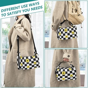 Fashion Small Portable Black White Checkered Design Reusable Lunch Tote Box Bag Custom Design Flower Lunch Cooler Bag for Women - Product Image 6