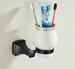 Set di 9 Accessori Moderni per <span class=keywords><strong>Bagno</strong></span> in Acciaio Inossidabile <span class=keywords><strong>Nero</strong></span> con Protezione Anticorrosione, Portasciugamani e Supporto a Parete - Product Image 6