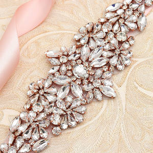 حزام كريستال فضي وذهبي وذهبي وردي RE5024 مزين بالألماس لفستان الزفاف - Product Image 4