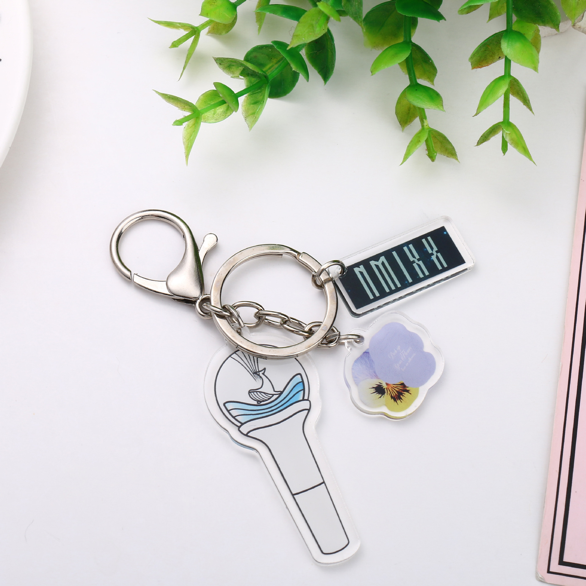 KPOP ASTRO IVE NMIXX ATEEZ Light Stick Keychains - Fans' Gifts