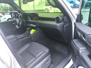 Toyota <span class=keywords><strong>Prado</strong></span> 2026 HEV 2.4T <span class=keywords><strong>TX</strong></span> 5 places 4x4 SUV Prêt à l'exportation Peinture d'origine FOB - Product Image 6