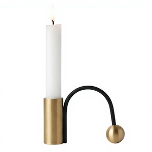 Porte-bougie géométrique moderne en métal doré et noir, base cylindrique, sphère, décoration d'intérieur - Product Image 3