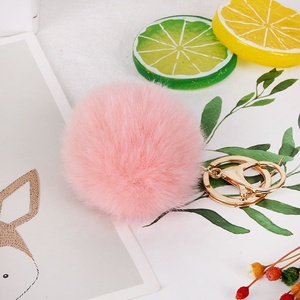 Vente en gros <span class=keywords><strong>de</strong></span> porte-clés en fausse fourrure <span class=keywords><strong>de</strong></span> lapin or porte-clés pompons en fausse fourrure <span class=keywords><strong>de</strong></span> lapin porte-clés moelleux - Product Image 3