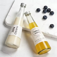 Ergonomische conische glazen drinkfles, gladde gebogen sapcontainer met schroefdop, op maat gemaakte inhoud, voor thuis, café en reizen