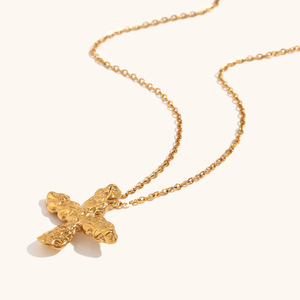 Nova Chegada Simples 18K Banhado A Ouro Aço Inoxidável Cruz Crucifixo Pingente Colar Jóias Para As Mulheres - Product Image 4