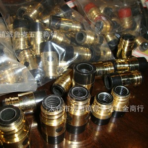 Funda Aislante para Antorcha de Soldadura 200A, Recubierta de Cobre, Estándar Nacional, para Conector de Antorcha de Soldadura MIG MAG - Product Image 1