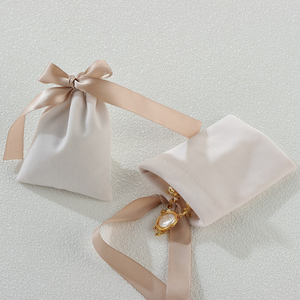 Logo Custom High Quality Thick Jewelry Cloth Perfume Craft Gift Packaging Velvet <b>Pouch</b> with Various Colors - Product Image 4
