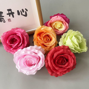 Parete di Fiori Artificiali di Alta Gamma <span class=keywords><strong>Serie</strong></span> <span class=keywords><strong>Anna</strong></span> Rose, Decorazione Semi-Manuale Semi-Meccanica con Teste di Rosa, Direttamente dalla Fabbrica - Product Image 2