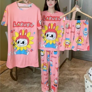 Conjunto de Pijamas Femininos de 4 Peças para o Verão com Camiseta de Manga Curta e Calças com Estampa de Desenhos Animados - Product Image 5