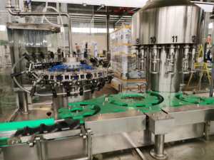 Mesin tutup segel pengisian jus otomatis 3 in 1 18-18-6 18 pipa semprot untuk garis pengemasan botol kaca - Product Image 4