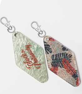 Wholesale Custom Glitter Acrylic Keychain Custom Printing Diamond Shaped Hotel Keychain - Product Image 6