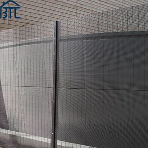 Griglia da Parete in Ferro Personalizzata Antirottura e Antiescalata per Casa, Design Moderno - Product Image 6