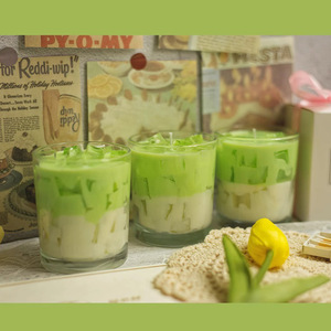 Bougie moderne en cire de soja parfumée pour café et matcha dans un bocal en verre transparent Cire de gelée fantaisie-Cube de latte de glace - Product Image 3