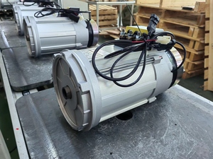 มอเตอร์แอร์รถยนต์ Aqht5-4104b-x เครื่องยนต์แอร์ 48v 5kw มอเตอร์เหนี่ยวนำกระแสสลับ - Product Image 5