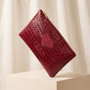Custom Alligator Texture Travel Cosmetic <b>Bags</b> Luxury Red Makeup <b>Bag</b> With Logo Crocodile Embossed Beauty Clutch <b>Bag</b> With Zipper - Product Image 5