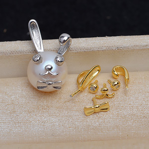 Colgante de Plata S925 con Perla Barroca y Diseño de Conejo, Accesorio de Collar DIY Inusual para Mujer - Product Image 1