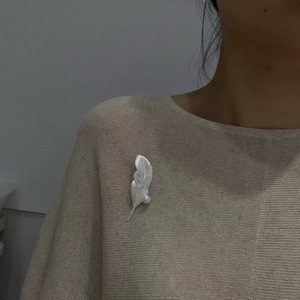 เข็มกลัดแฟชั่นสไตล์ยุโรป-อเมริกันย้อนยุค ลายดอกไม้ วัสดุโลหะผสมสังกะสี เรียบง่าย พร้อมเครื่องประดับคอเสื้อ - Product Image 4