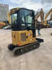En stock Mini pelle CAT302 à faible durée de fonctionnement Haute qualité Prix bas Excavateurs d'occasion CAT 302 à vendre CAT 303 CAT 304 CAT305 - Product Image 5