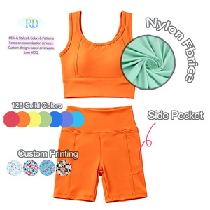 Ensemble de sport 2 pièces sans manches avec crop top et short à poches latérales, gilet rembourré inclus, en tissu extensible nylon et polyester, collection <span class=keywords><strong>Maman</strong></span> et moi - Product Image 5