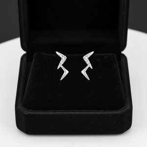 Pendientes Minimalistas Exquisitos y Brillantes de Fabricante de Hong Kong, Joyería de Oro Blanco Sólido de 18K con Diamantes Naturales Reales - Product Image 3