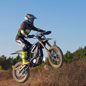 Disponibile 2026 Originale Surron Ultra Bee <span class=keywords><strong>Moto</strong></span> Elettrica 21.5W Dirt Ebike Sur-ron Bike Nera Ultra Bee - Product Image 4