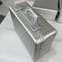 Boîte de transport portable en aluminium personnalisée, étanche, pour extérieur, présentoir, boîte à outils antichoc avec logo personnalisable