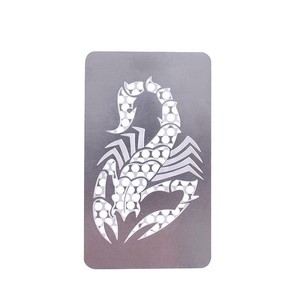 Cartes de broyeur d'herbes sèches en métal manuelles portables pour cartes de broyeur de <span class=keywords><strong>tabac</strong></span> à fumée personnalisées - Product Image 4