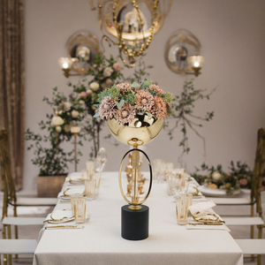ديكورات ومستلزمات الزفاف، حامل زهور لتزيين طاولات الزفاف وديكورات مركزية لطاولات الأعراس - Product Image 2