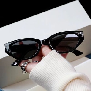 Lunettes de soleil Gm Cat Eye pour femmes, monture noire en PC, lentilles AC, protection UV375, type 3, style tendance - Product Image 3