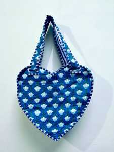 Floral Embroidered Quilted Cotton Shoulder <b>Tote</b> <b>Bag</b> <b>With</b> Padded Construction Secure <b>Zipper</b> Closure <b>Large</b> Capacity Daily Travel - Product Image 2