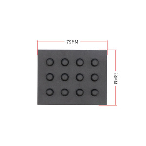 Base de plástico para equipaje, tira protectora antideslizante de 79mm x 63mm para bolsas y maletas - Product Image 2