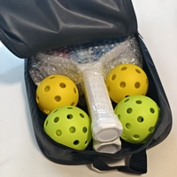 Ensemble de raquettes de pickleball Painting, 2 raquettes + 4 balles avec sac de transport, fibre de carbone T700, noyau en nid d'abeille PP 16 mm