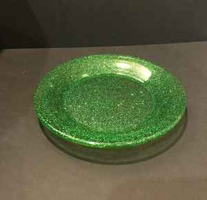 Assiette en résine ronde unique pour servir ou exposer une assiette artistique et durable parfaite pour les cadeaux ou le style intérieur - Product Image 3