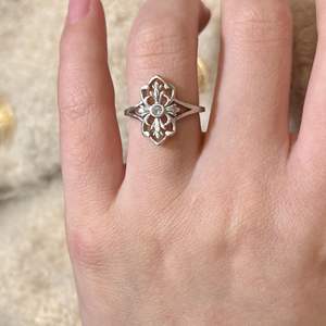 Anillo Iris de Plata Pura S925 con Diseño de Nicho de Lujo, Joyería de Alta Gama con Apertura de Concha Exquisita para Mujer - Product Image 4