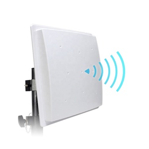 8DBI penguat antena luar ruangan tahan air jarak jauh 902-928MHZ polarisasi melingkar <span class=keywords><strong>UHF</strong></span> RFID pembaca antena tag eksternal - Product Image 1