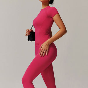 Ensemble de yoga côtelé sans couture respirant et de qualité supérieure pour la vente en gros : haut et pantalon long taille haute élastique à séchage rapide pour l'entraînement - Product Image 6